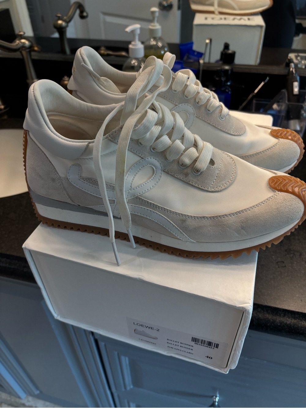 Loewe sneakers - Picture 2 of 2